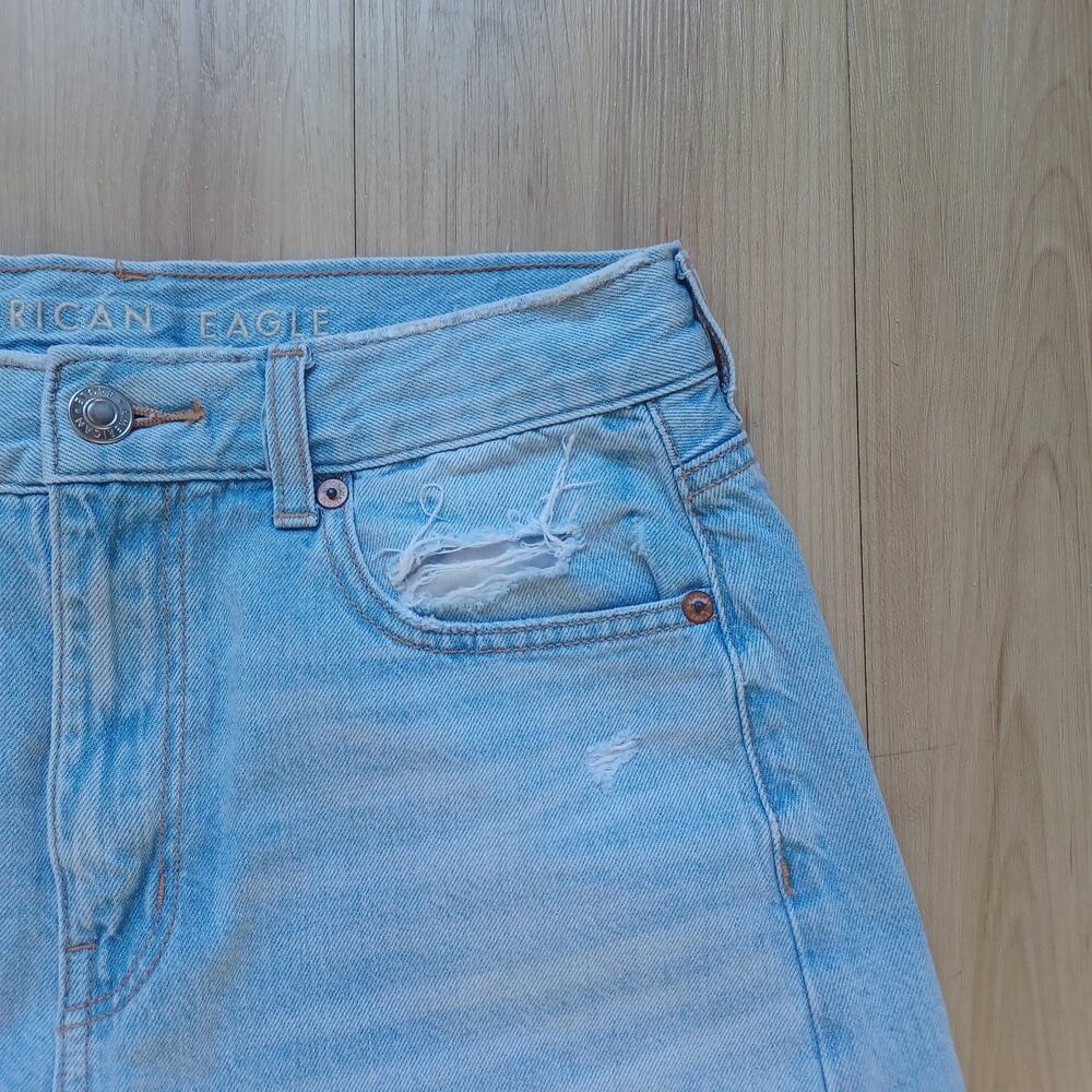 AE Dreamy Drape Highest Rise Baggy Shorts Light Wash 4 - Picture 7 of 15